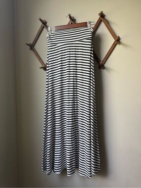 Renee C Black & White Striped Maxi Skirt with Wide Ruched Waistband Size Medium